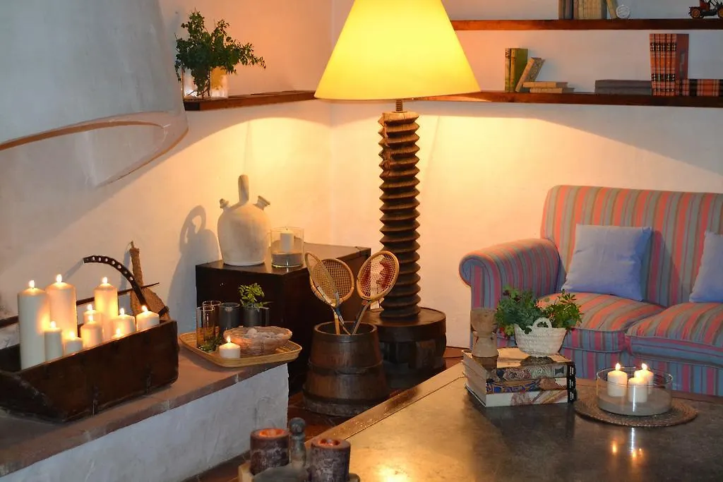 Masia Sitges Mas Peirot Geniune Farmhouse 20 Min Walk From Beaches 60 Heactares Of Wine Fields Garden Ac Until 18 People Cubelles Villa