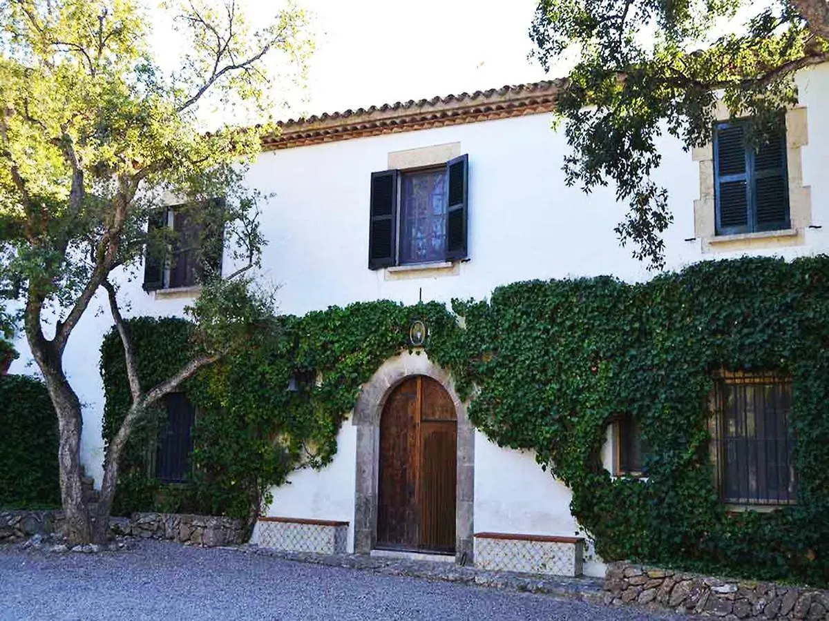 Masia Sitges Mas Peirot Geniune Farmhouse 20 Min Walk From Beaches 60 Heactares Of Wine Fields Garden Ac Until 18 People Cubelles Spanyolország