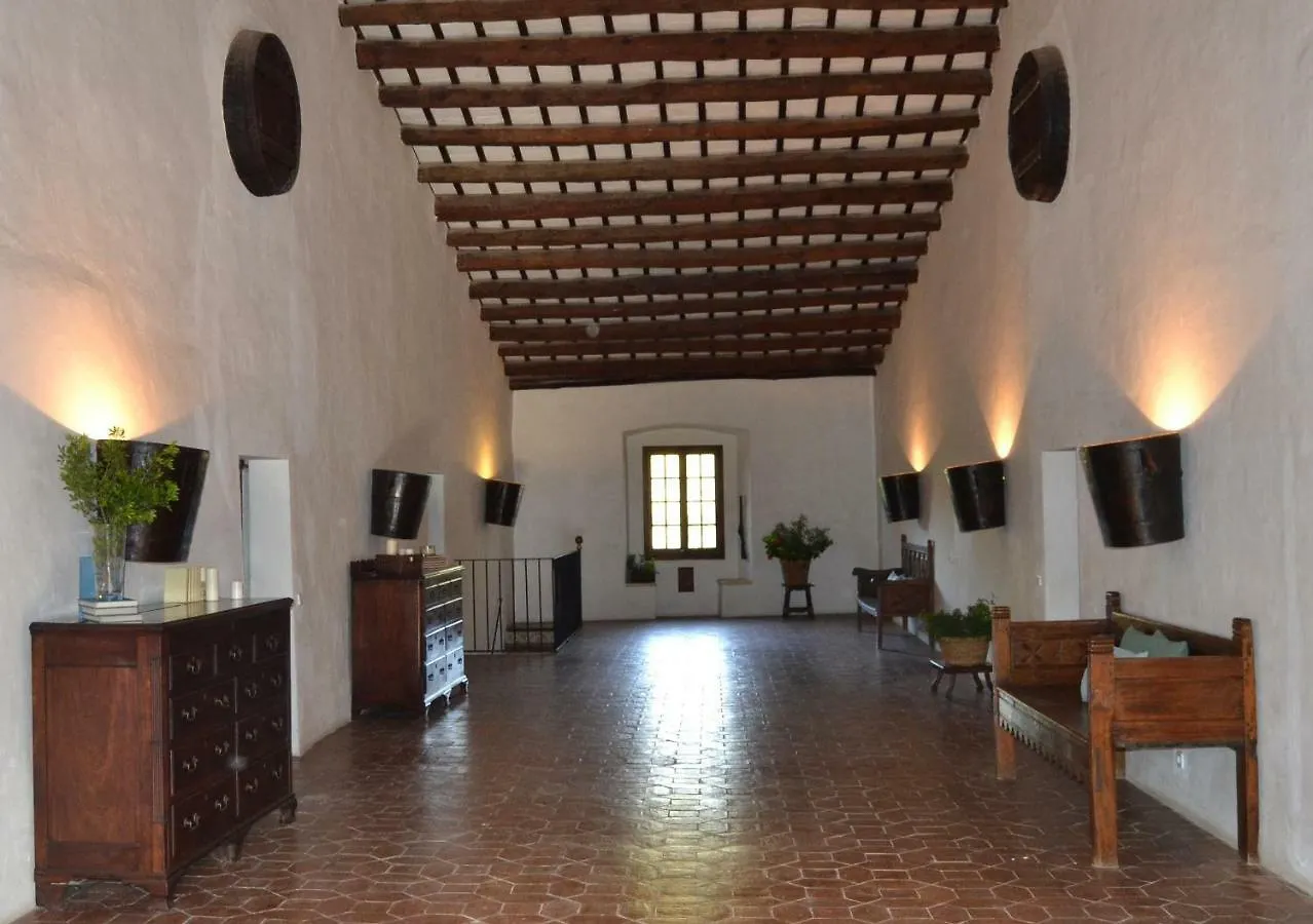 Vila Masia Sitges Mas Peirot Geniune Farmhouse 20 Min Walk From Beaches 60 Heactares Of Wine Fields Garden Ac Until 18 People Cubelles