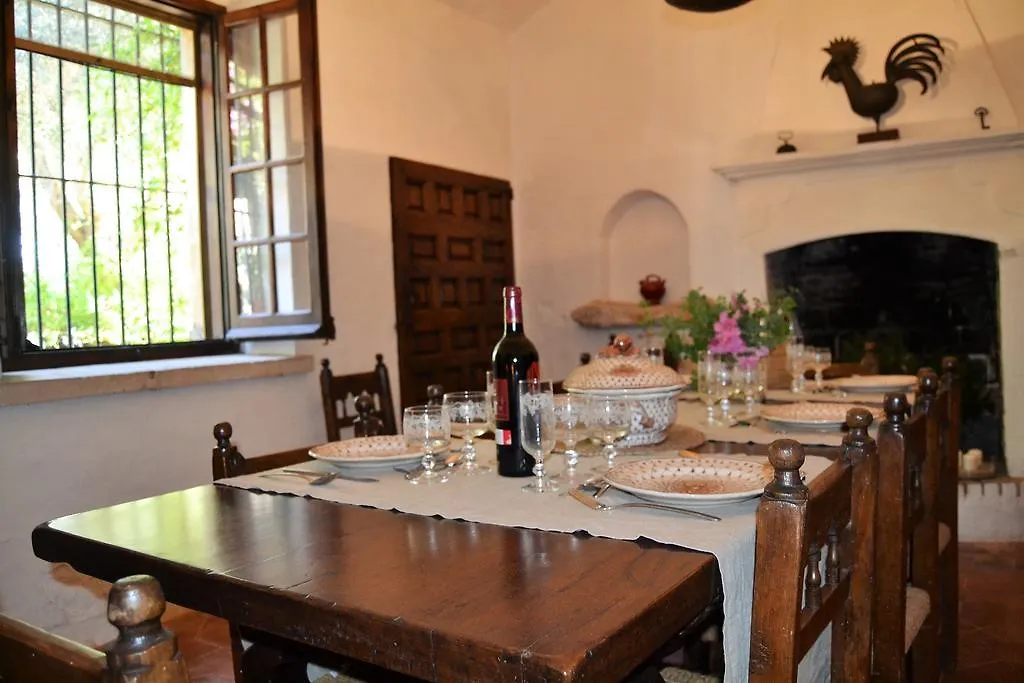 Masia Sitges: Farmhouse Retreat with Vineyard Views Cubelles 0*,