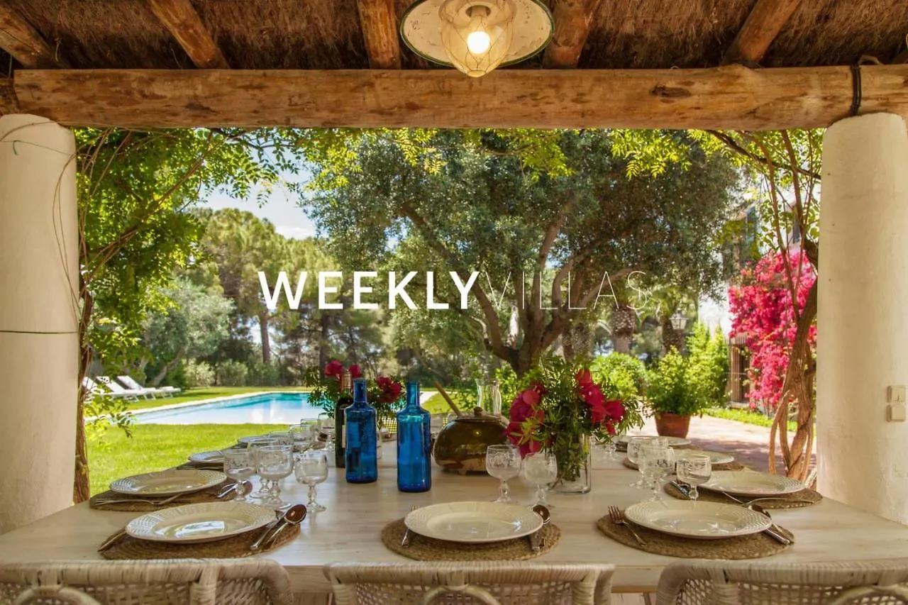 Villa Masia Sitges: Farmhouse Retreat with Vineyard Views Cubelles Spain